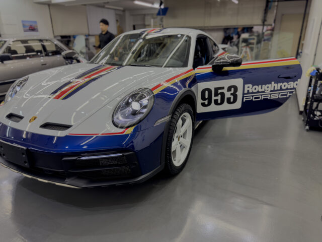 ポルシェ911ダカールのコーティング施工後のキレイでウツクシイ画像