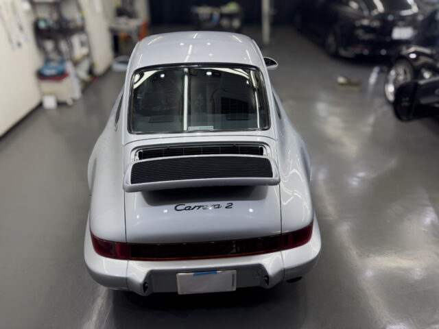 ポルシェ911(964)カーコーティング施工後の仕上がり後のリア画像