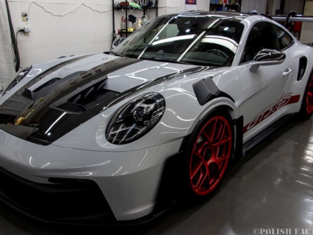 株式会社ポリッシュファクトリーの施工事例911GT3RS画像