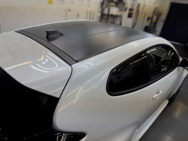 トヨタGRヤリス新車コーティング施工後の画像