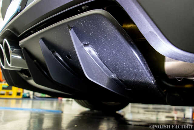 ポルシェ911S/Tヘリテージデザインパッケージコーティング施工アンダーディフューザー画像