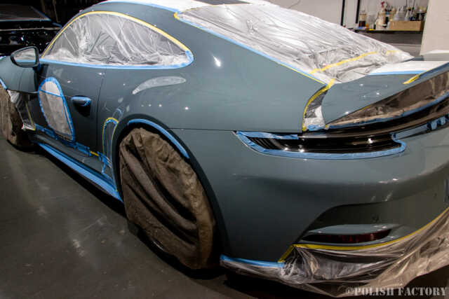 ポルシェ911S/Tヘリテージデザインパッケージコーティングマスキング施工画像