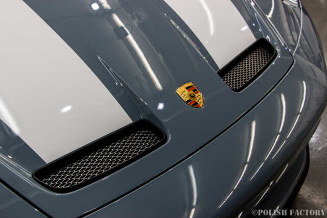 ポルシェ911S/Tヘリテージデザインパッケージコーティング施工磨きコーティング後画像