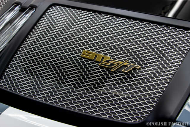 ポルシェ911S/Tヘリテージデザインパッケージコーティング施工911S/TエンブレムGOLD画像