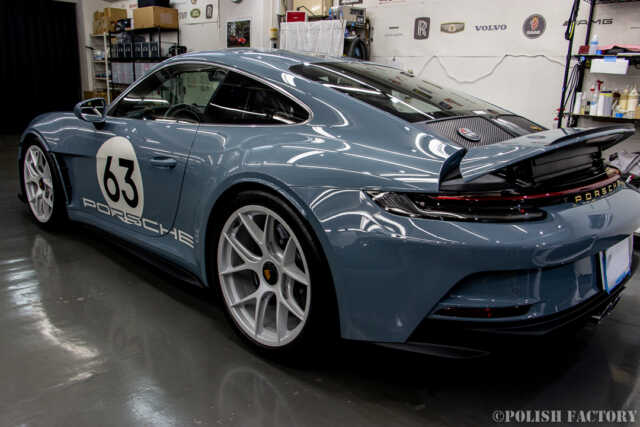 ポルシェ911 S/T ヘリテージデザインパッケージ PLATINUM EXセラミックコーティング施工事例