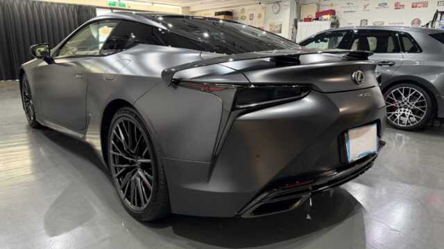 レクサスLC500 Pinnacle 施工後ボディライン画像1