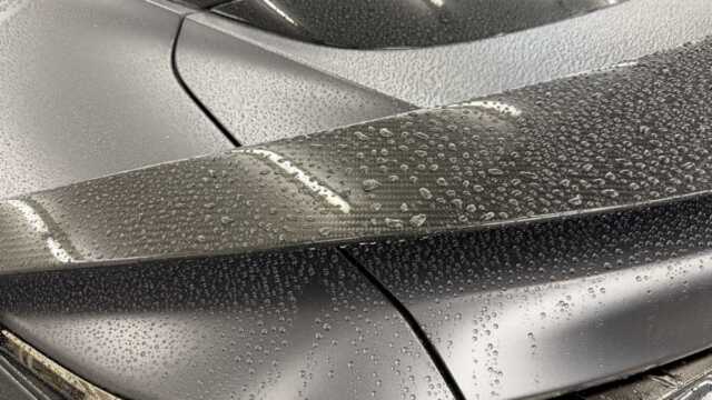 レクサスLC500 Pinnacle 既存撥水膜の確認画像