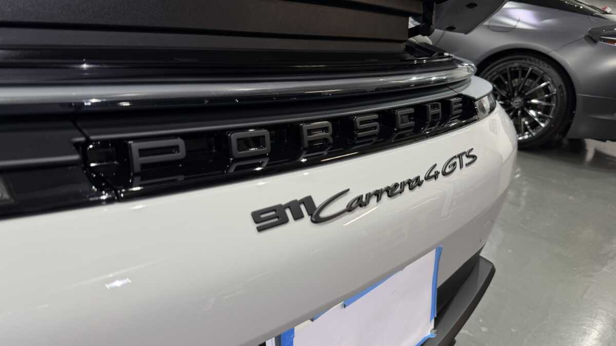 ポルシェ911カレラ4GTSの車コーティング施工画像