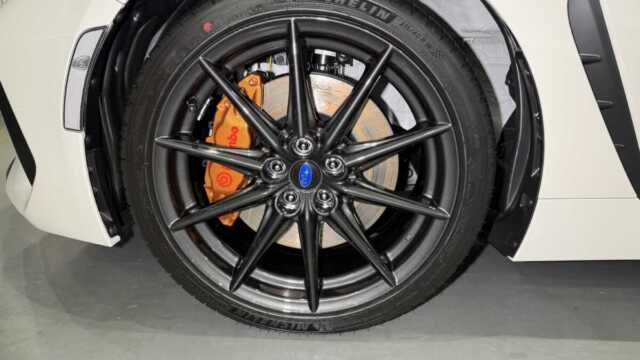 スバルBRZ STIスポーツ ホイールコーティング施工画像