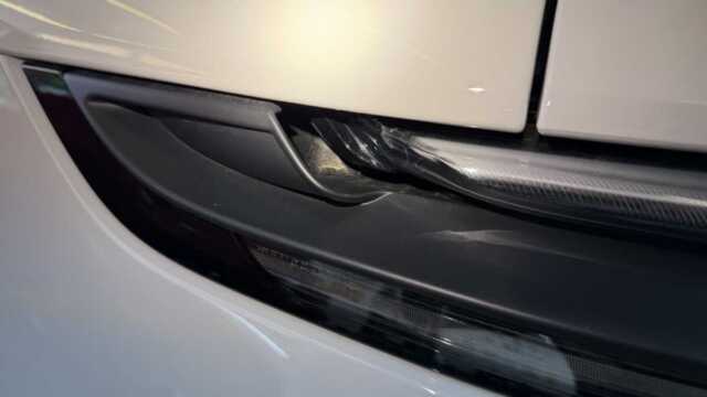 ポルシェ911カレラ4GTS施工前の細部汚れ確認 3