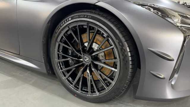 レクサスLC500 Pinnacle フロントグリル施工後画像