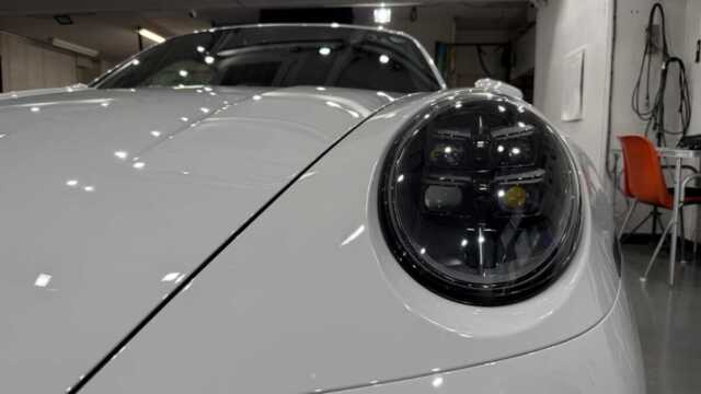 ポルシェ911カレラ4GTS BLACKセラミックコーティング施工後の仕上がり 10