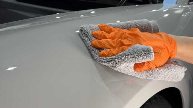 ポルシェ911カレラ4GTS研磨作業と下地処理 1