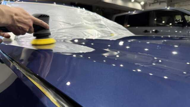 BMWアルピナ B3 GTリムジン研磨作業 1