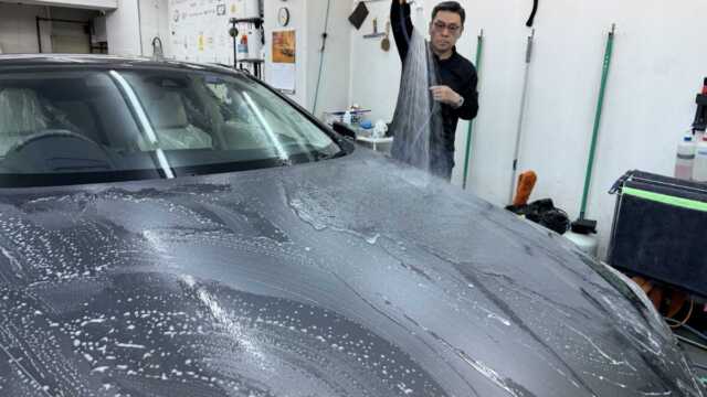レクサスLC500 Pinnacle 撥水膜除去作業画像3