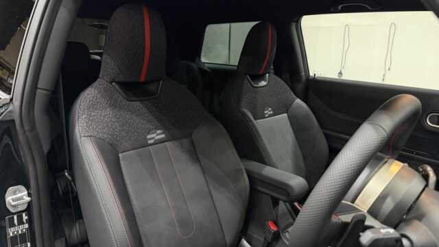 MINI Cooper GP Inspired Edition 革シートコーティング施工後画像2