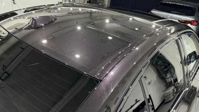アルピナB3GT リムジン 革シートコーティング施工後画像1