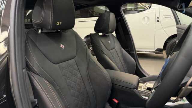 アルピナB3GT リムジン BLACKセラミック施工中の確認画像2