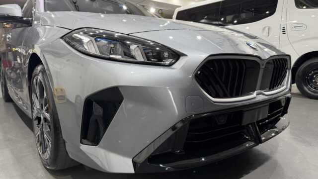 BMW 120d 施工後内装画像1
