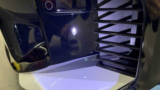 トヨタGRカローラ ヘッドライトコーティング施工画像