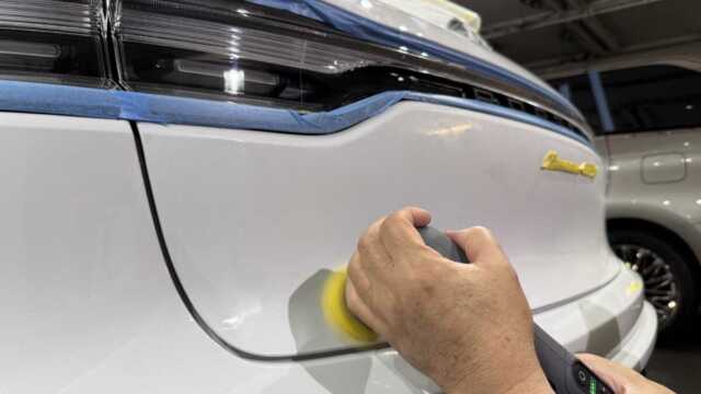ポルシェ マカンGTS ウインドウ撥水コーティング施工画像