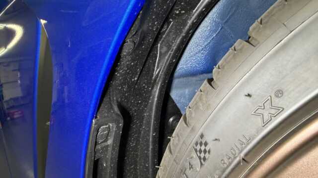スバル BRZ STIスポーツ TYPE RA 施工前のドア内側確認画像