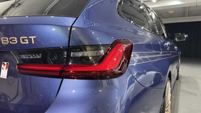 BLACKセラミック施工後のBMWアルピナ B3 GTツーリング左後方