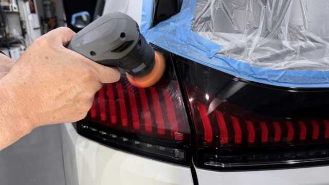 トヨタRAV4 PHEV GR SPORT コーティング前の仕上げ確認