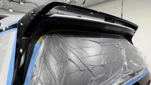 トヨタRAV4 PHEV GR SPORT マスキング作業