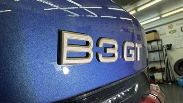 BMWアルピナ B3 GTツーリングのB3 GTエンブレム周辺