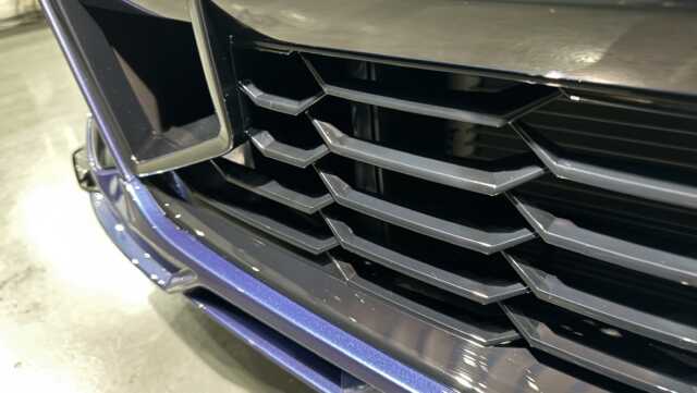 施工後のBMWアルピナ B3 GTツーリングのフロントグリル