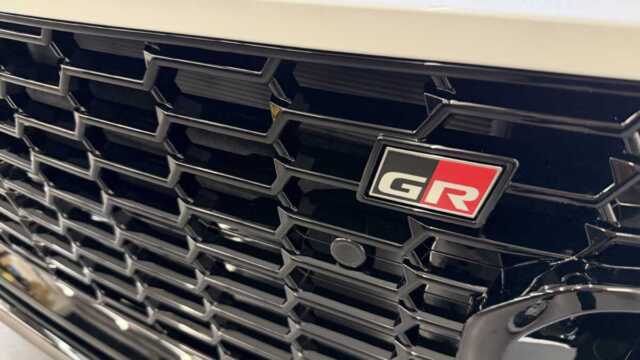 トヨタRAV4 PHEV GR SPORT 細部コーティング施工後