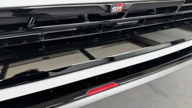 トヨタRAV4 PHEV GR SPORT 施工前のフロントまわり確認