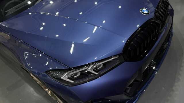 BLACKセラミック施工後のBMWアルピナ B3 GTツーリング前方上部