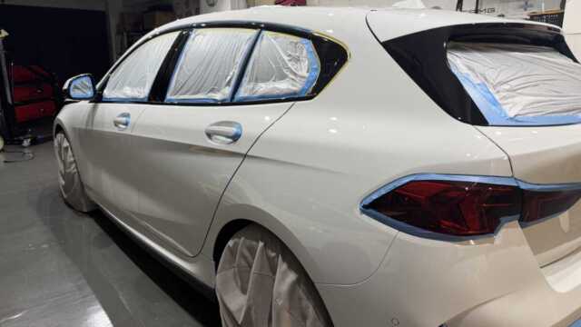 BMW 120 フロントグリルコーティング施工画像