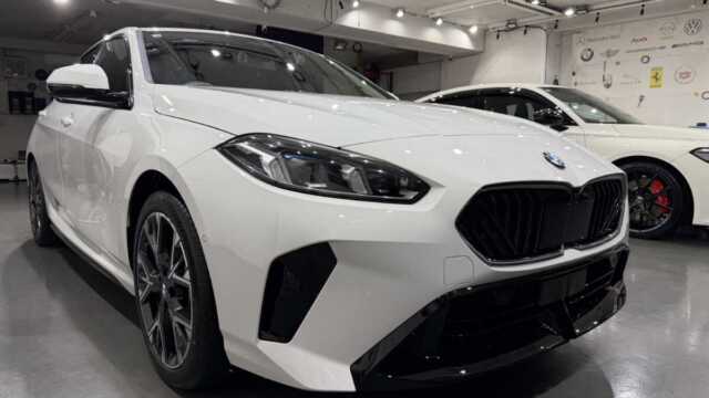 BMW 120 施工後内装画像1