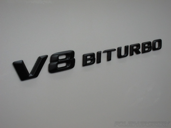 メルセデス・ベンツ S63 AMG 4マチックロングガラスコーティング施工、エンブレム画像