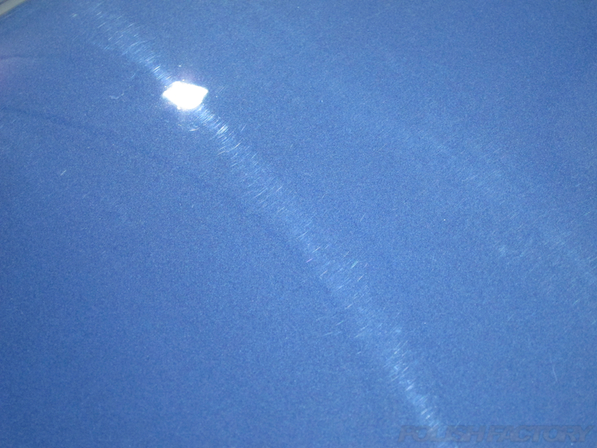 アルピナ ALPINA D5にガラスコーティング施工線傷画像