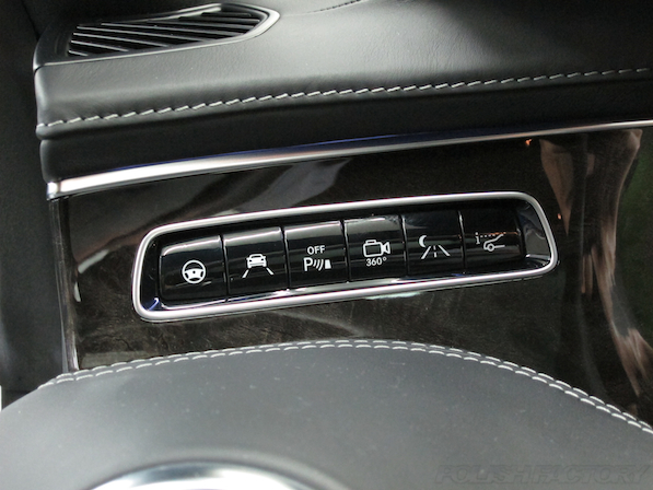 メルセデス・ベンツ S63 AMG 4マチッククーペにガラスコーティング施工、各種スイッチ画像