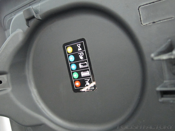 BMW i3 レンジエクステンダー装着車ガラスコーティング施工画像説明