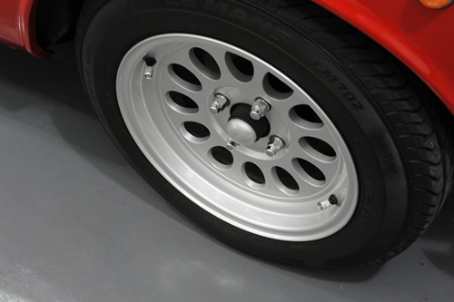 アルファロメオ Alfa Romeo 2000 GTV ガラスコーティング 施工画像
