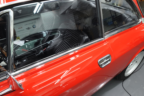 アルファロメオ Alfa Romeo 2000GTV ガラスコーティング 施工画像