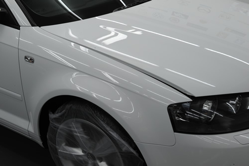 アウディ Audi A3 ガラスコーティング 施工画像